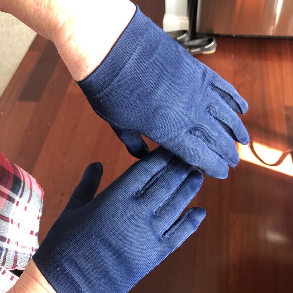 VINTAGE NAVY GLOVES - Picture 1 of 3